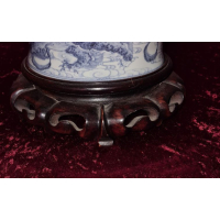 Chinese vaas met onderzetter