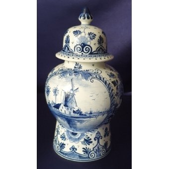 Dekselvaas. Delft Gouda Holland