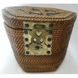 Chinees porseleinen theeset in rieten foedraal