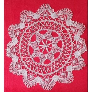 Rond handgemaakt kleedje