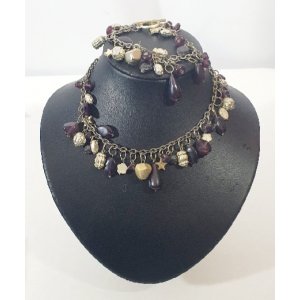 Zilverkleurige ketting en armband